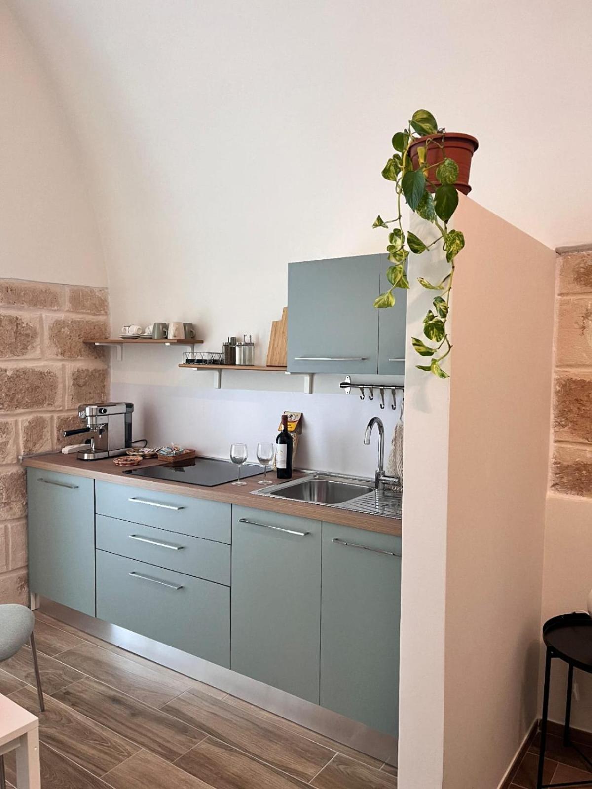 Vita Lenta Apulian Rooms Trani Eksteriør billede