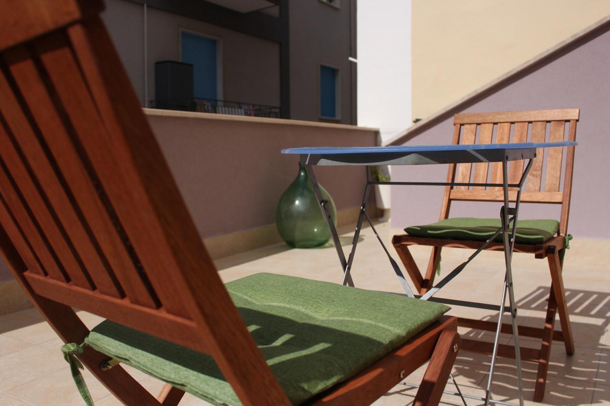 Vita Lenta Apulian Rooms Trani Eksteriør billede
